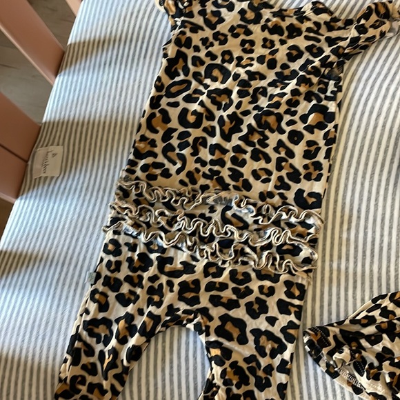 Posh Peanut Leopard dress and jumper - size 3-6 months - Picture 2 of 4